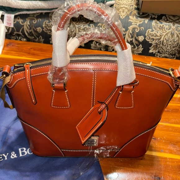 Dooney & Bourke Bags Brand New Dooney And Bourke Purse Poshmark
